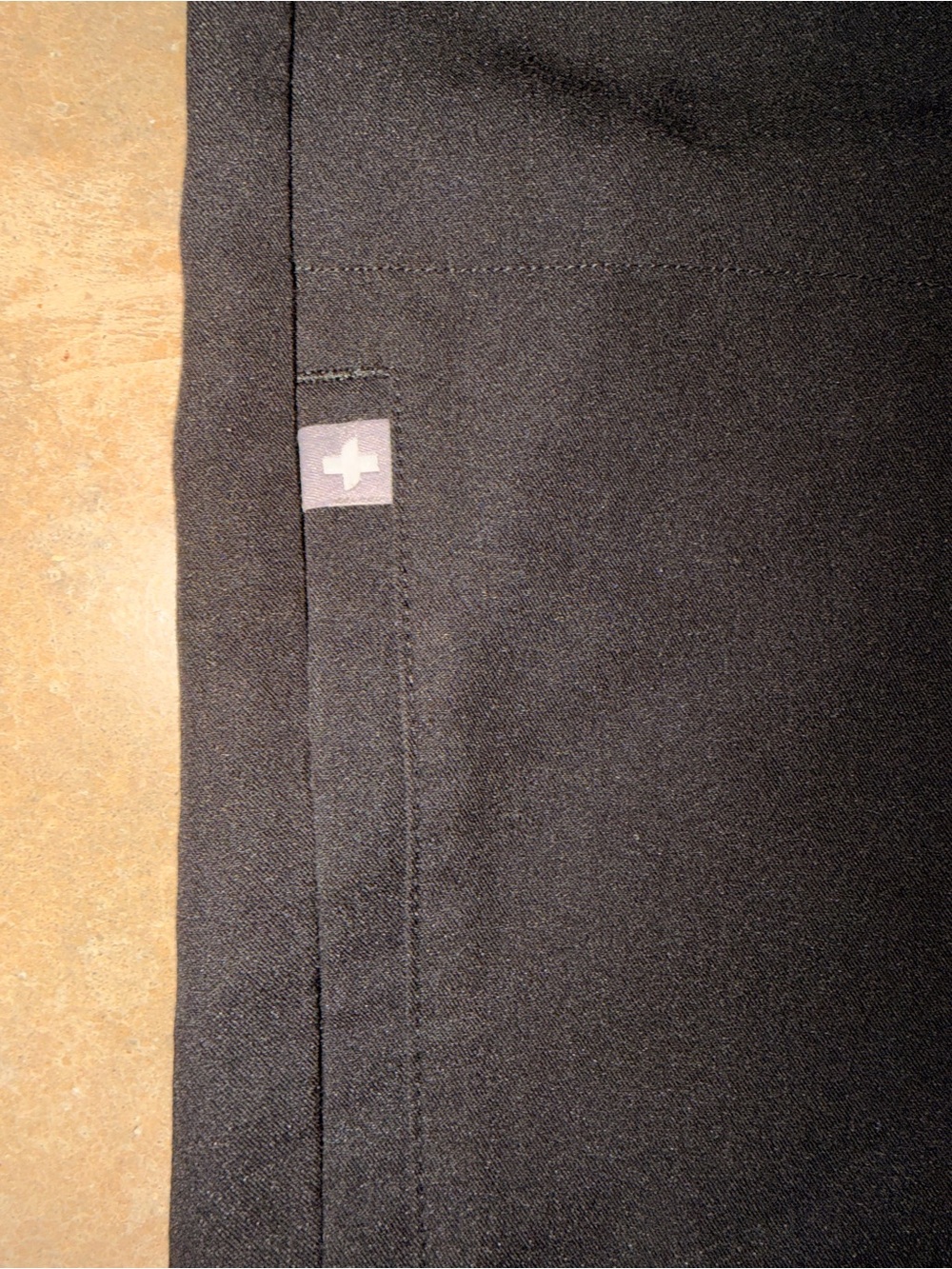 FIGS Black Mandarin Collar Scrub Top Women’s XL Medical Tunic - Picture 4 of 6